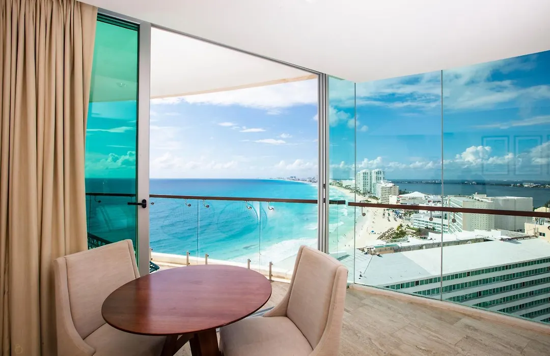Krystal Grand Cancun All Inclusive-1